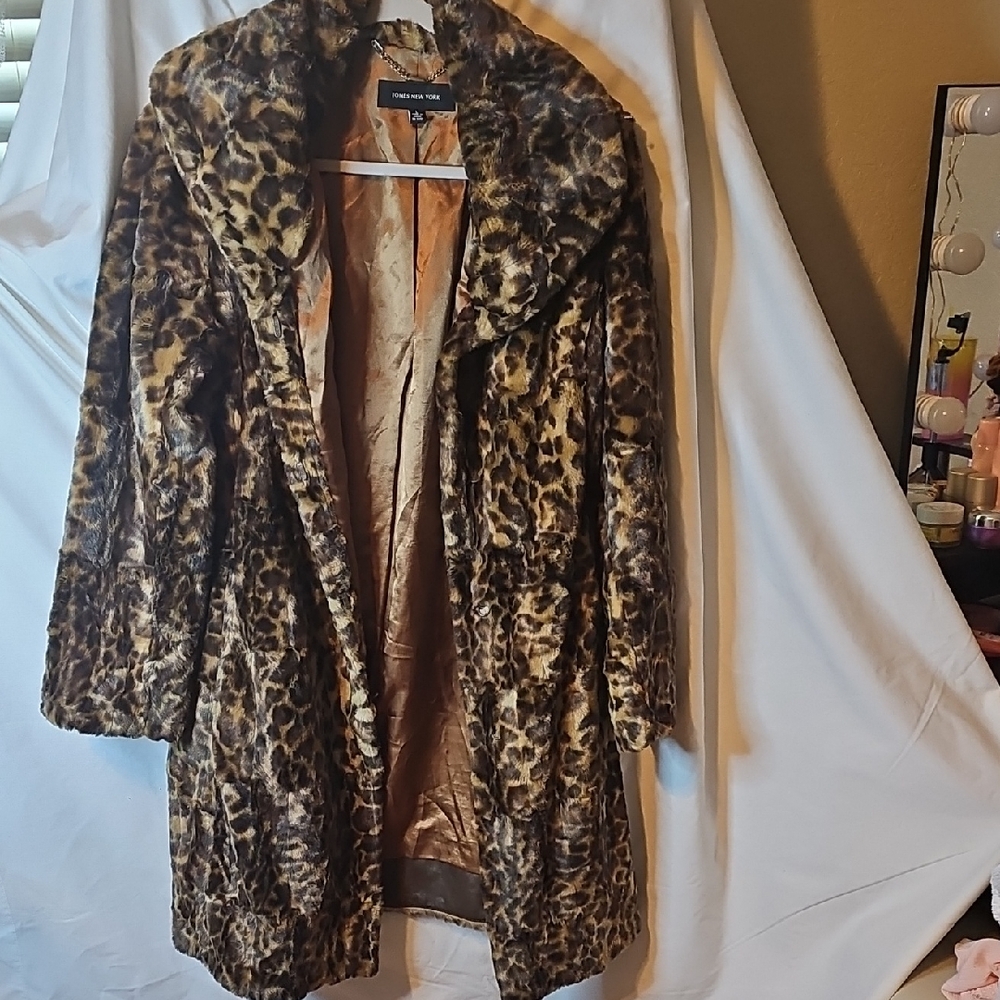Jones New York Leopard Print Plush Coat